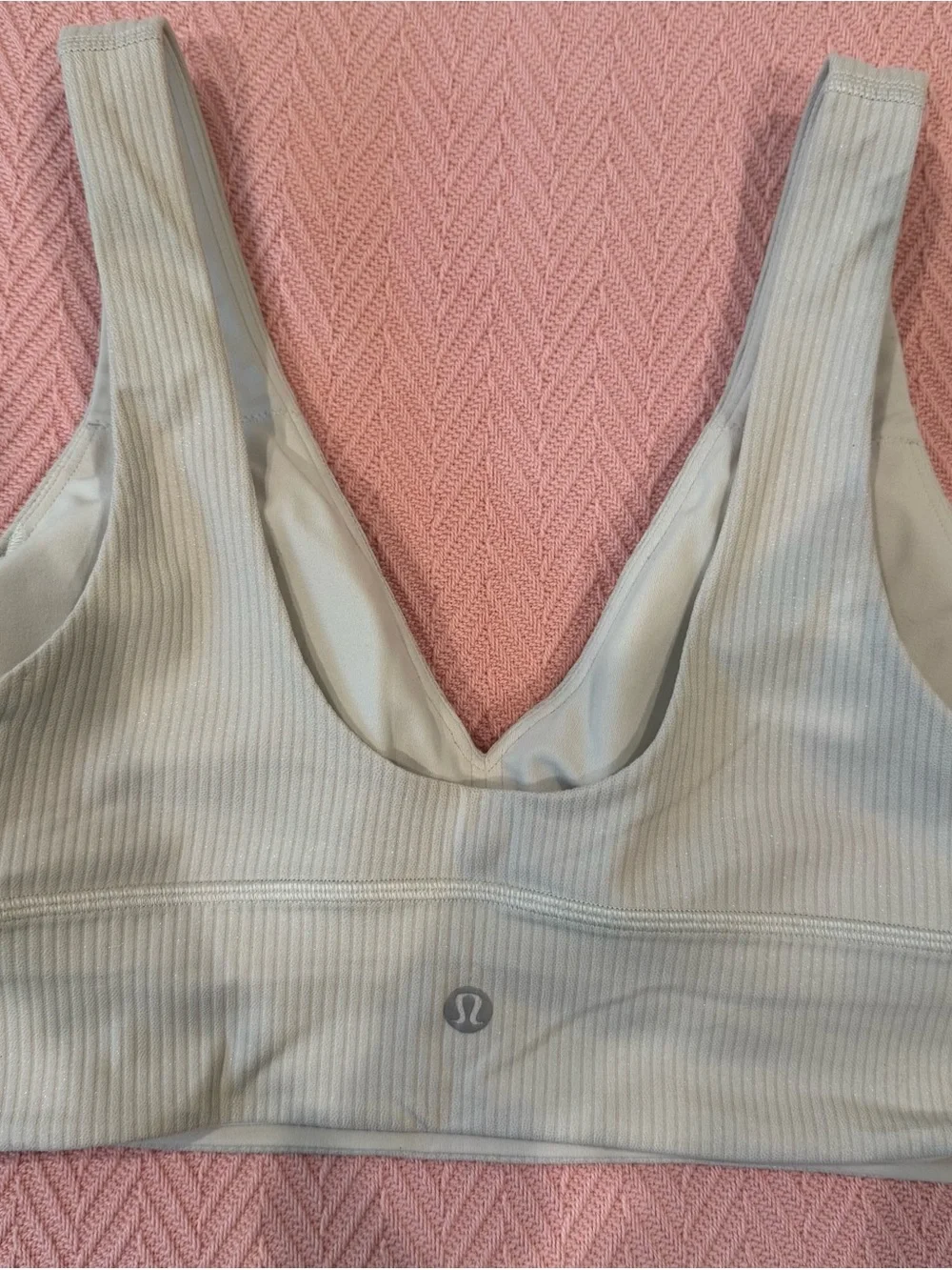 Lululemon Align V-Neck Bra